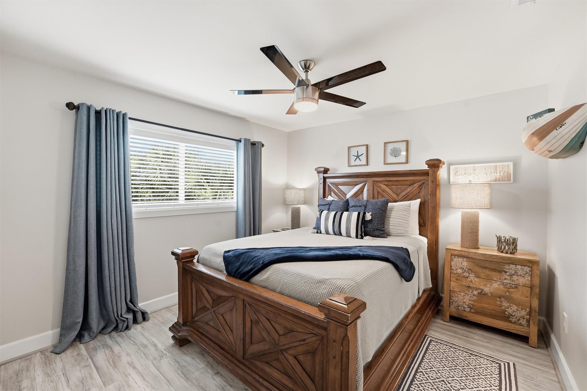 3819 Las Palmas Street