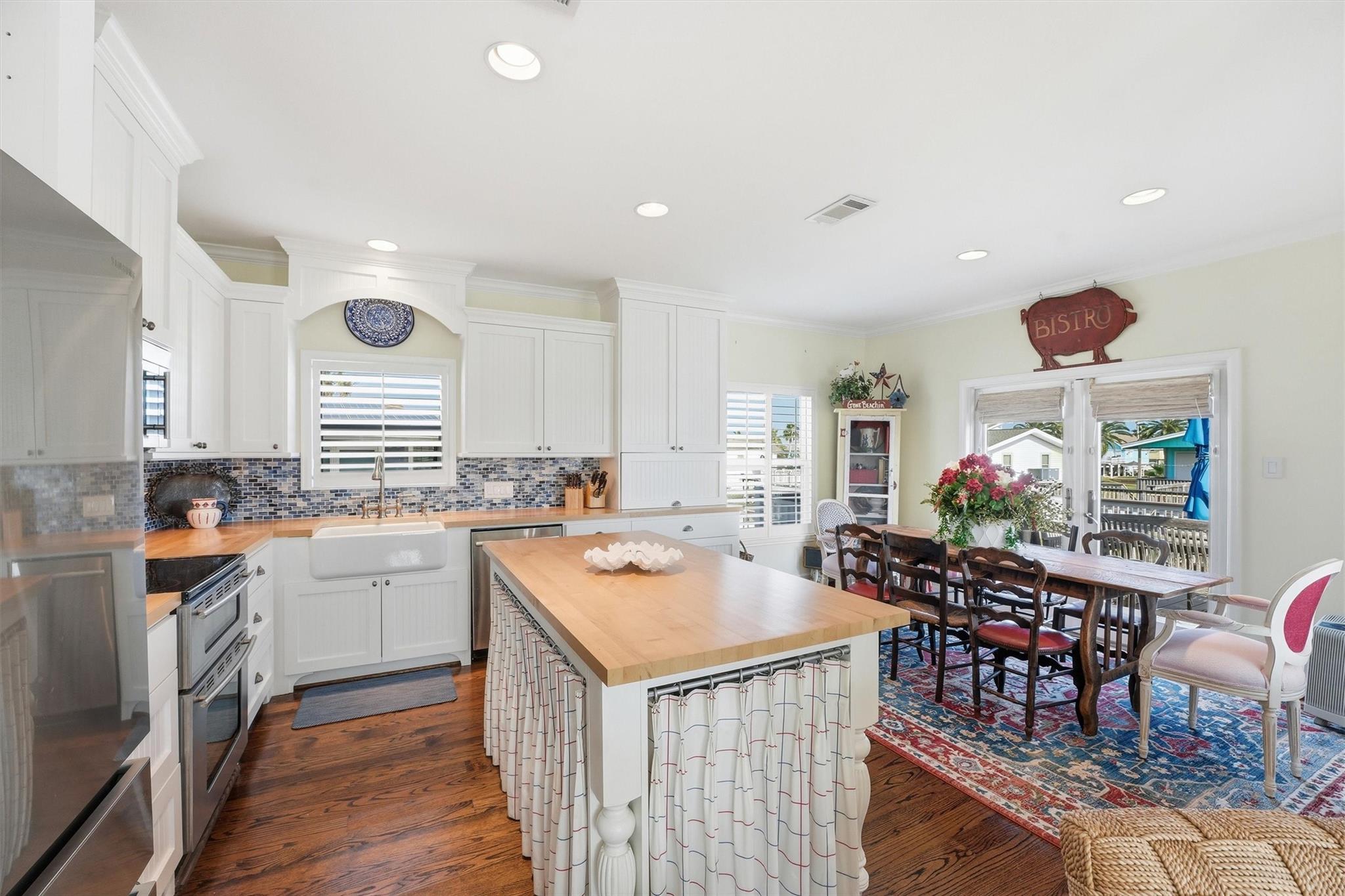 16635 Jamaica Cove Road