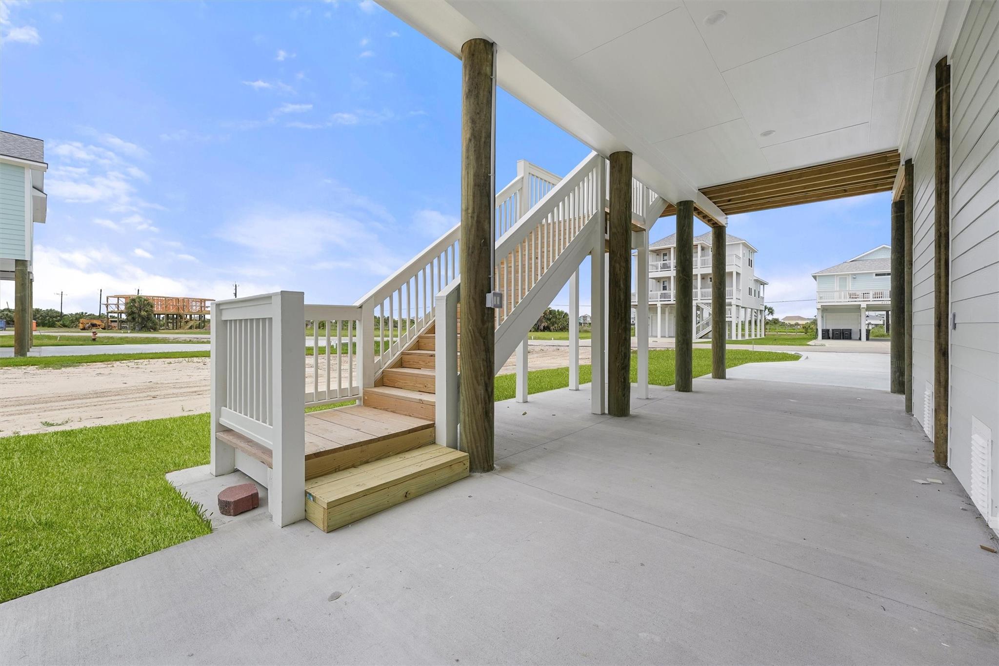 4042 Miramar Court