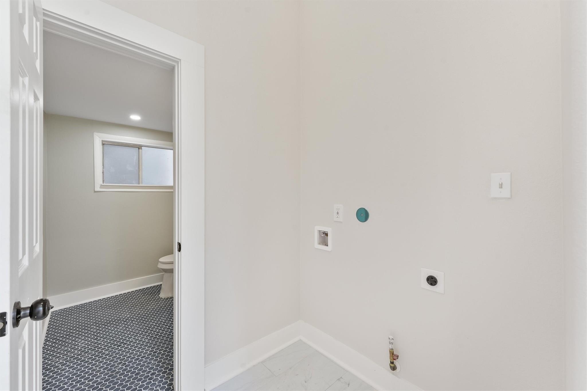 1607 Market Street