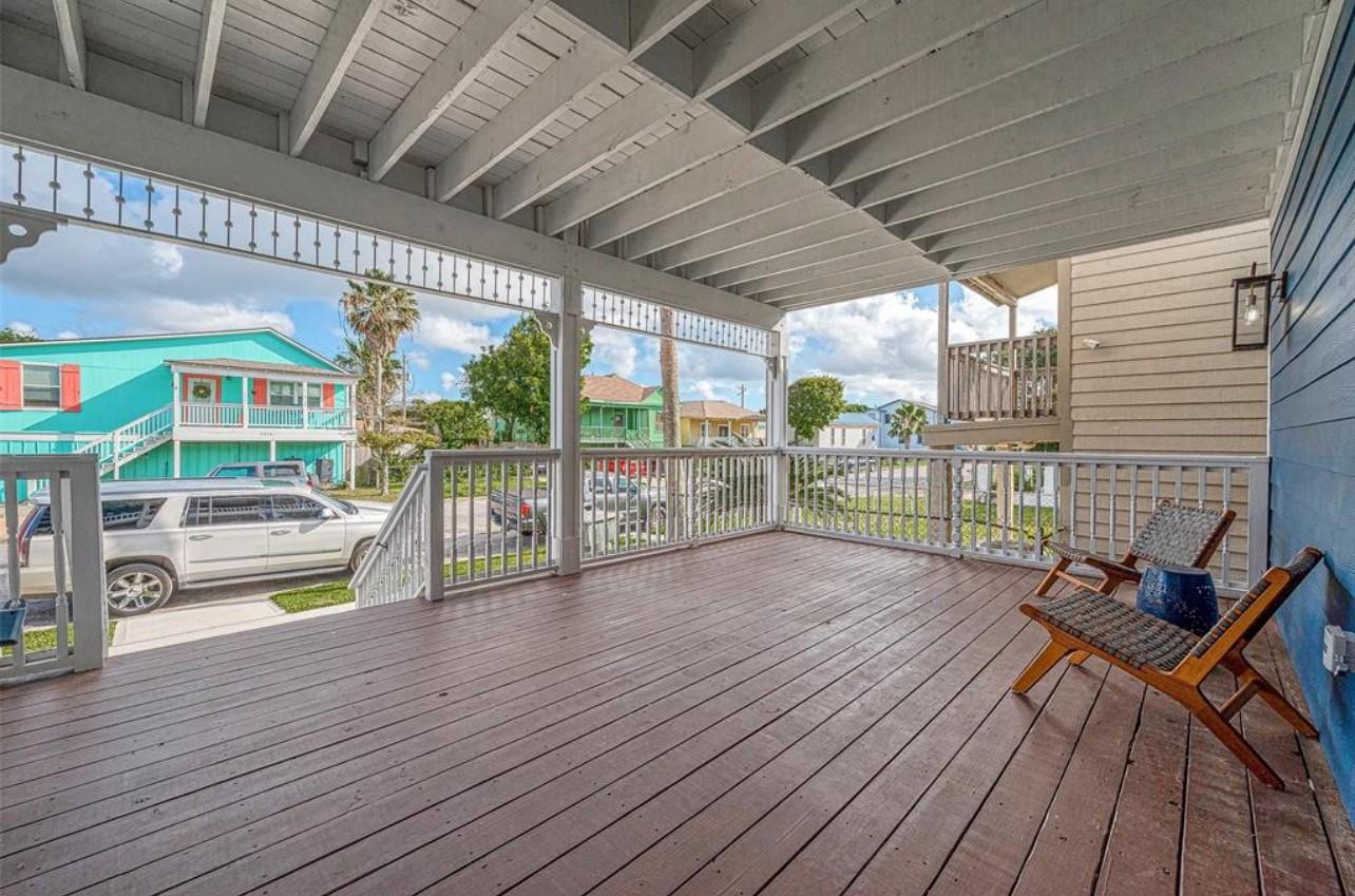 1110 Avenue K Unit: DOWN