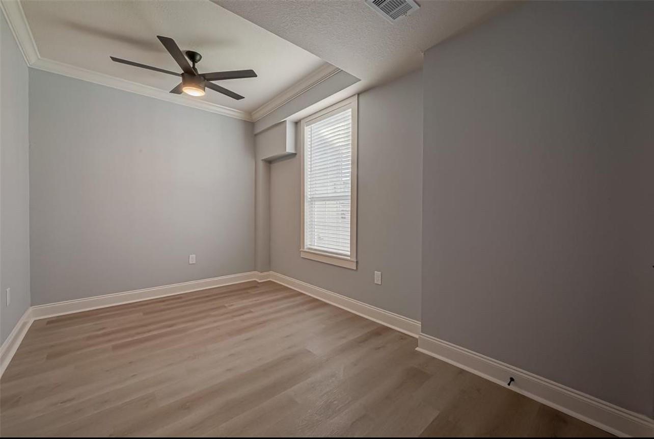 1110 Avenue K Unit: DOWN