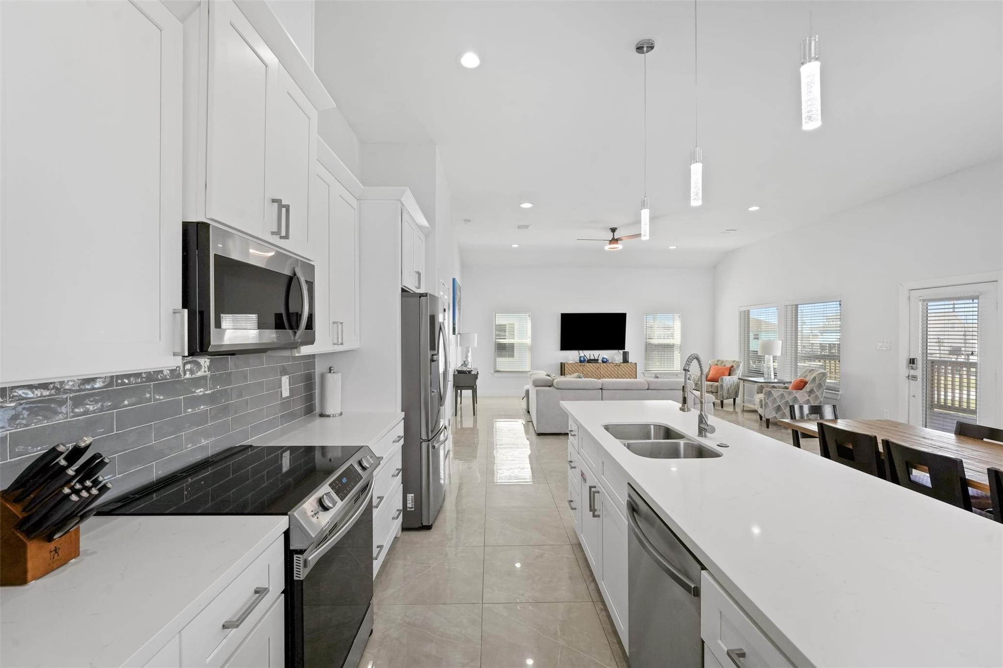 4217 Reeves Drive