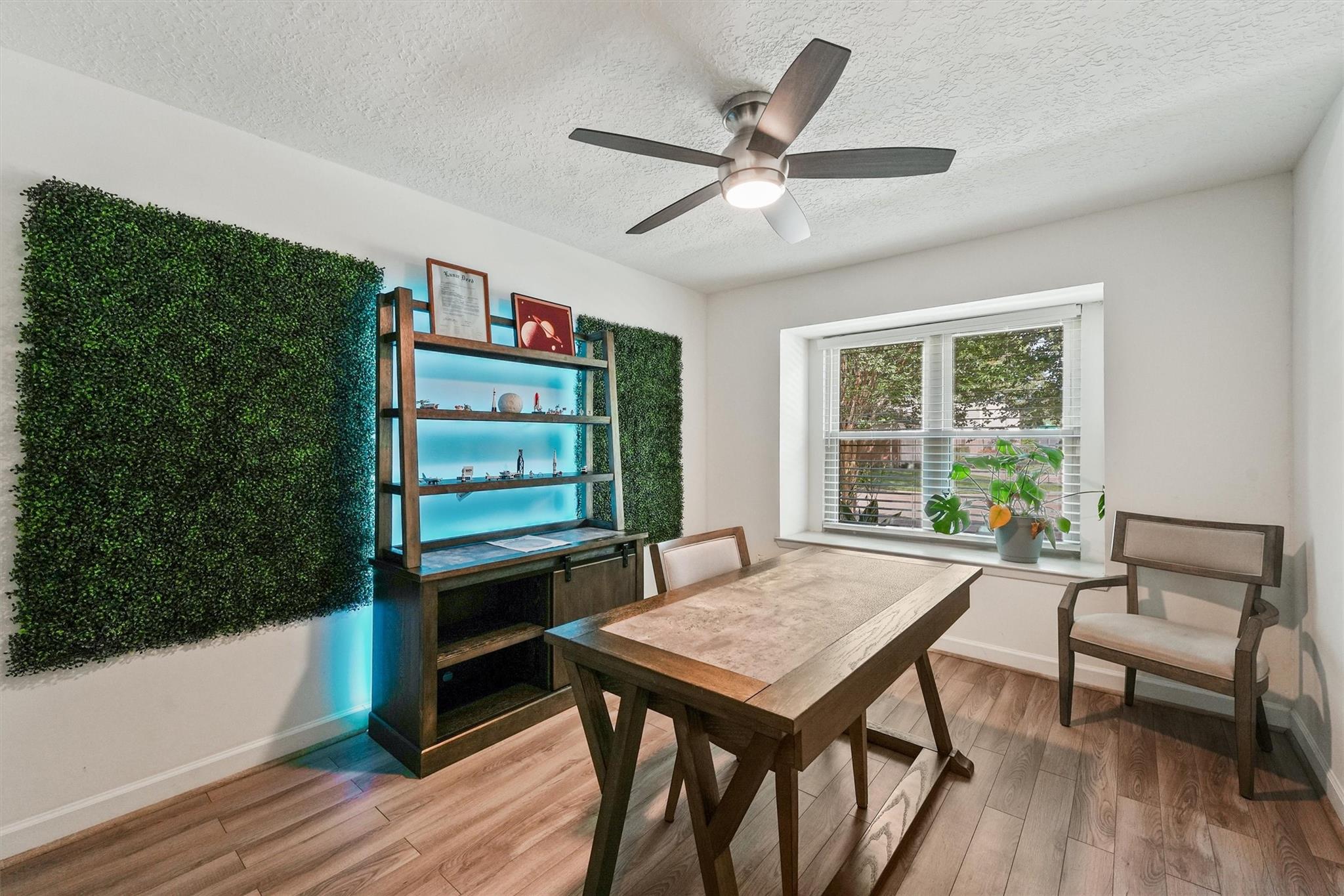 2213 Broadlawn Drive
