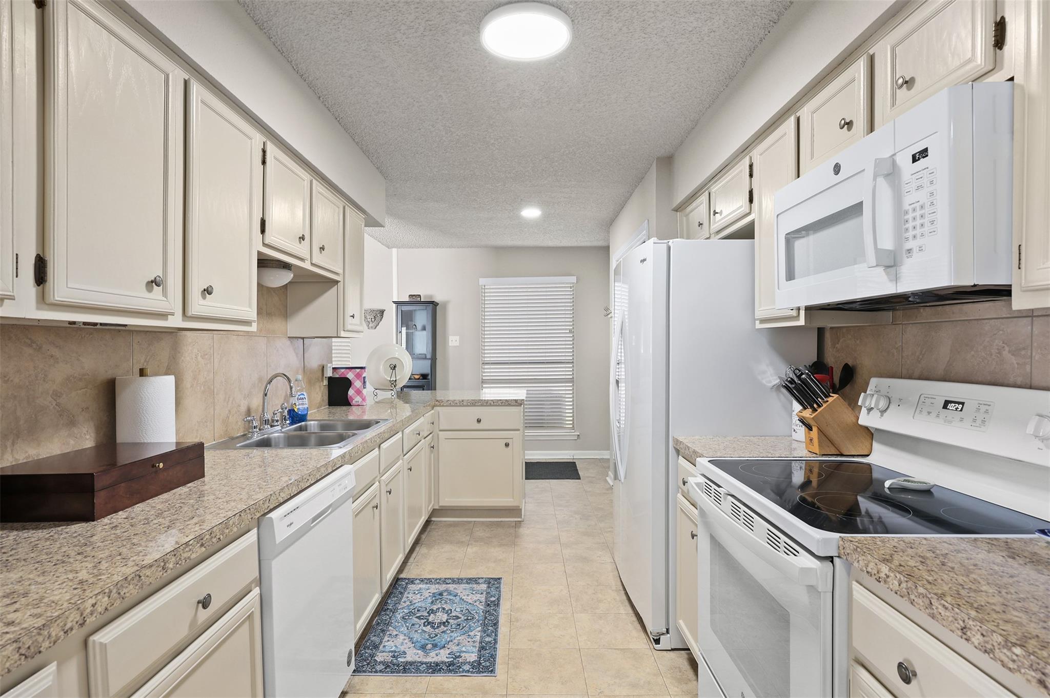 2333 Broadlawn Drive