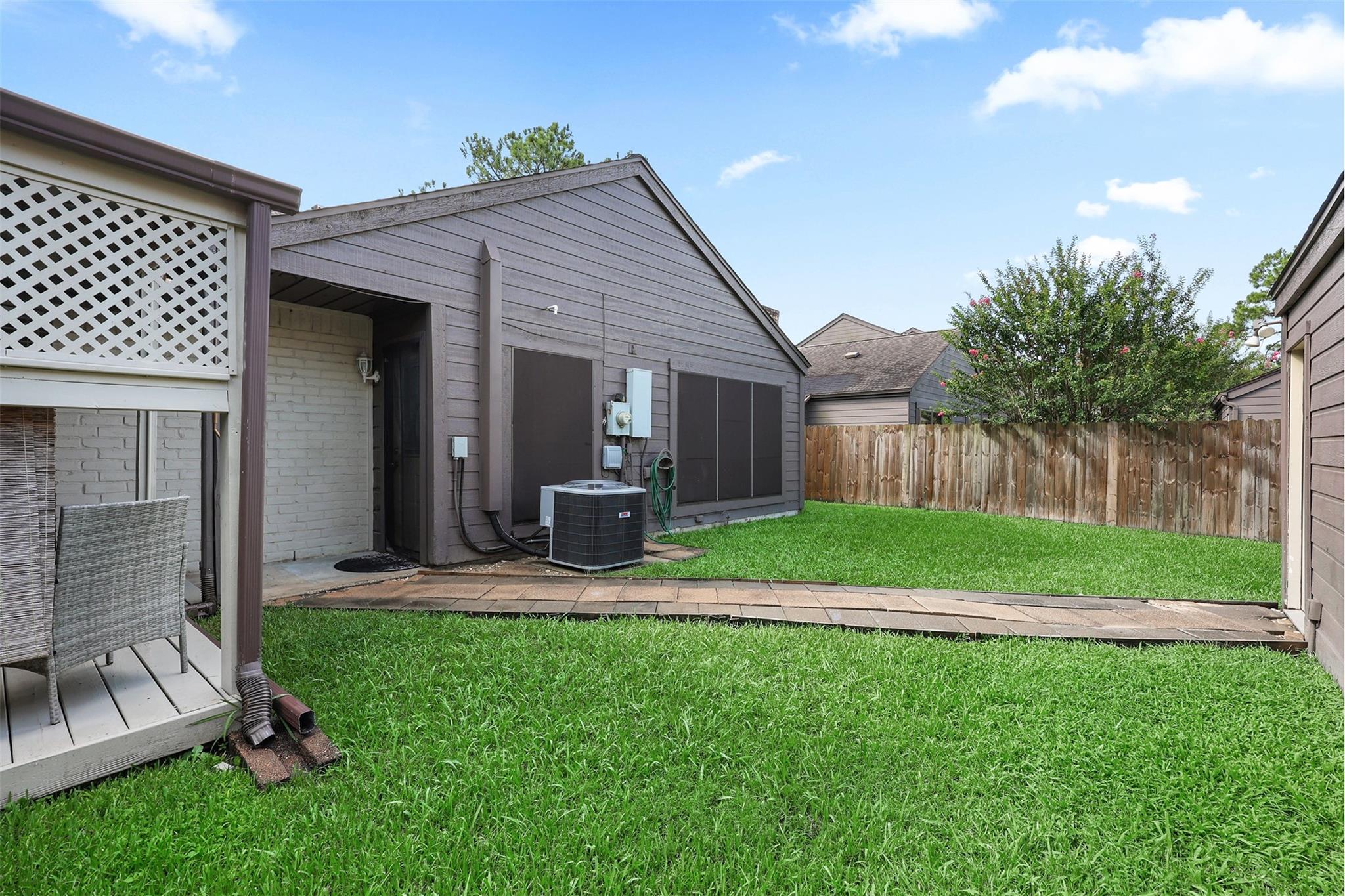 2333 Broadlawn Drive