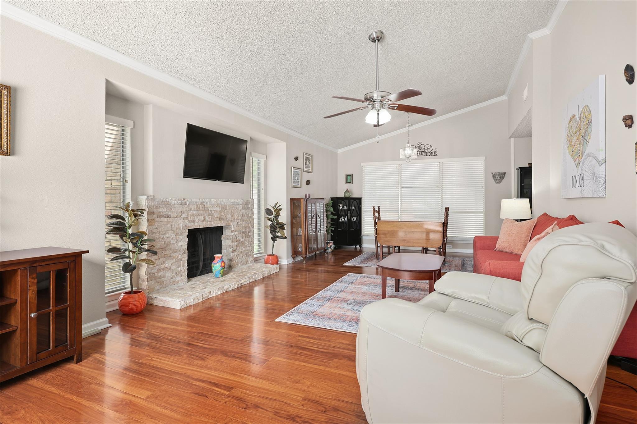 2333 Broadlawn Drive