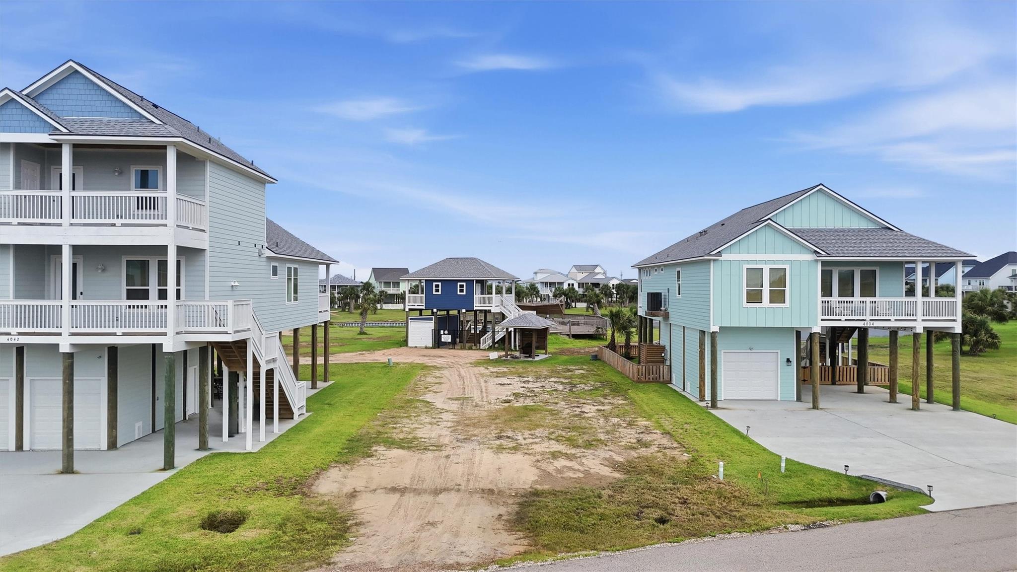 4038 Miramar Court