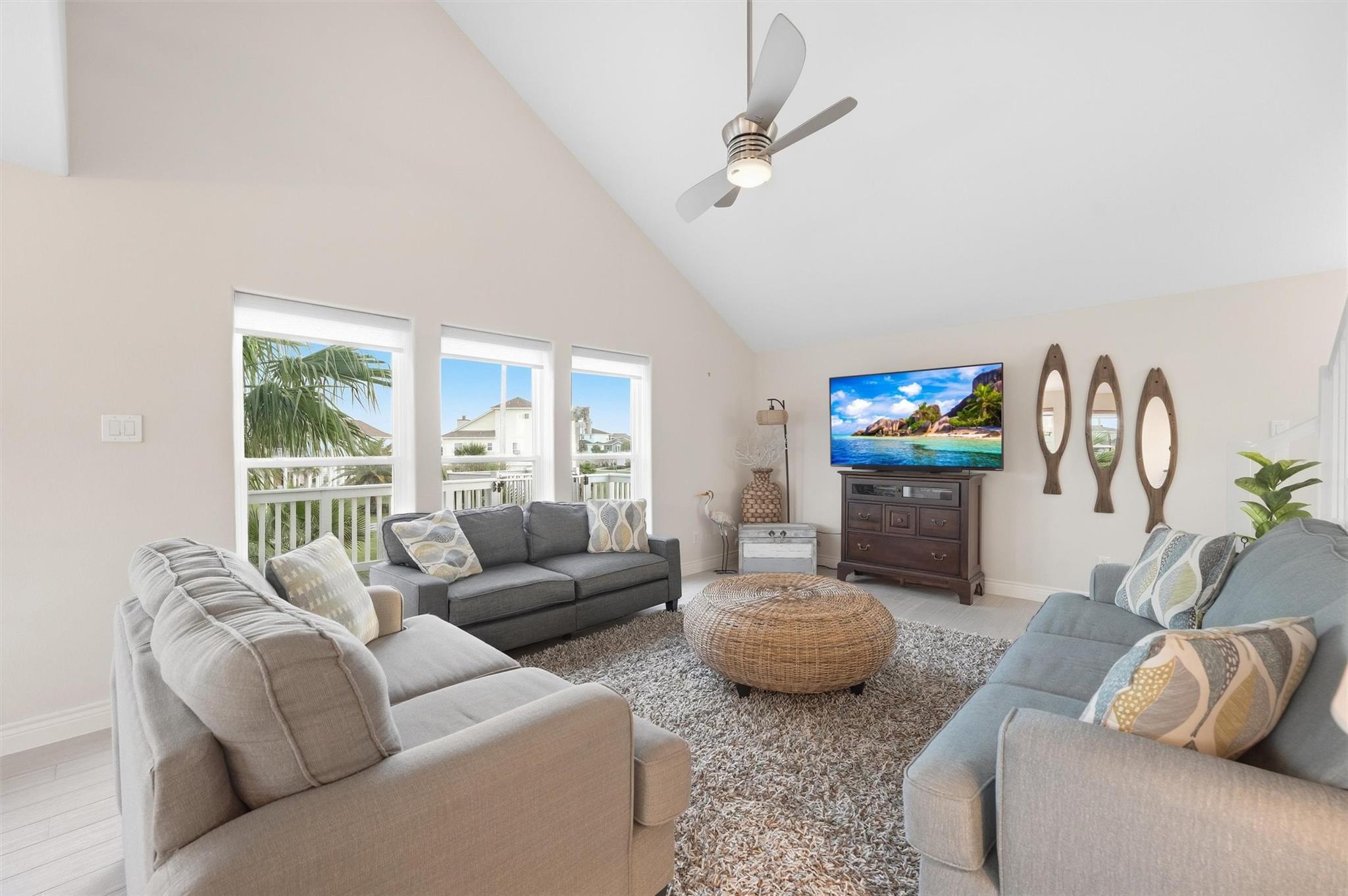 25246 Intrepid Lane