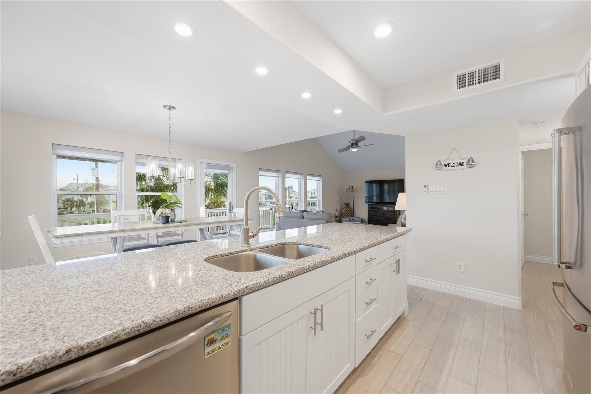 25246 Intrepid Lane