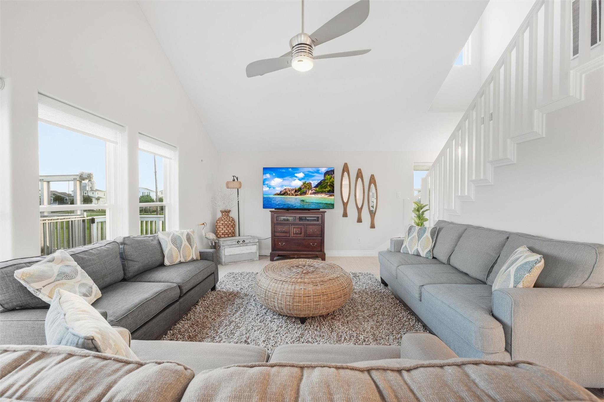 25246 Intrepid Lane