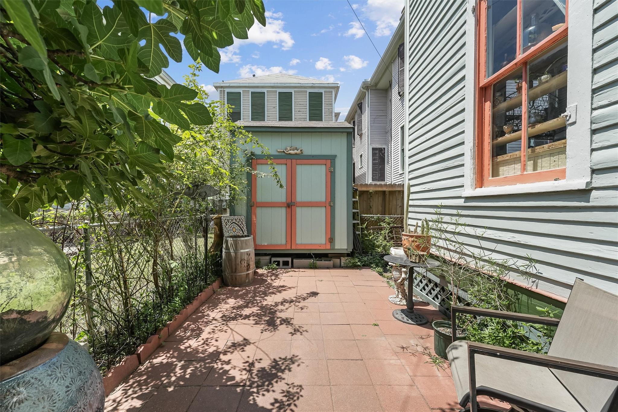 811 18th Street