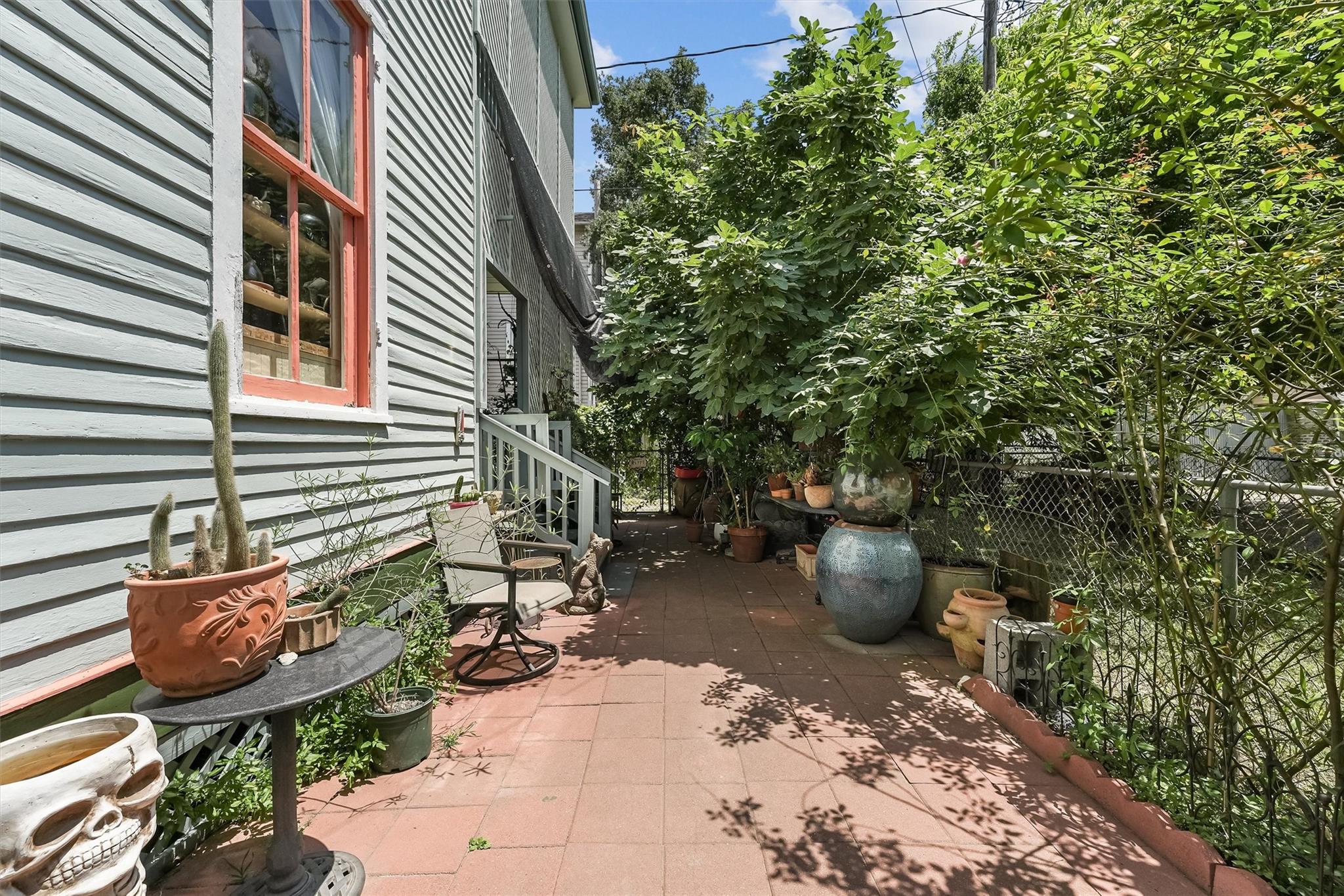 811 18th Street