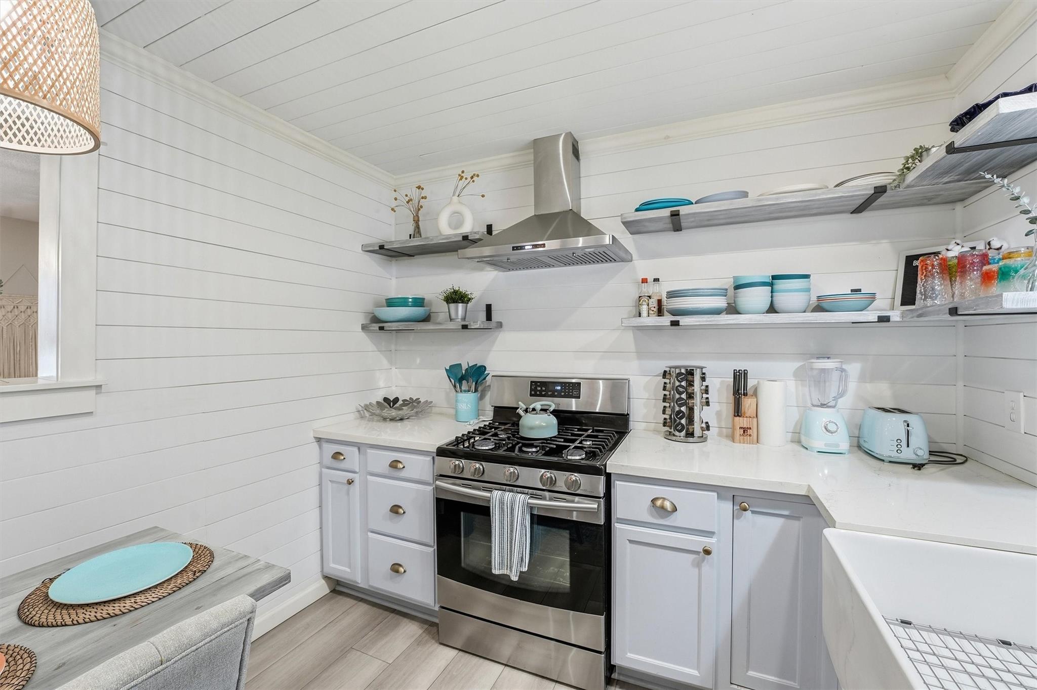 3101 Kleinmann Avenue