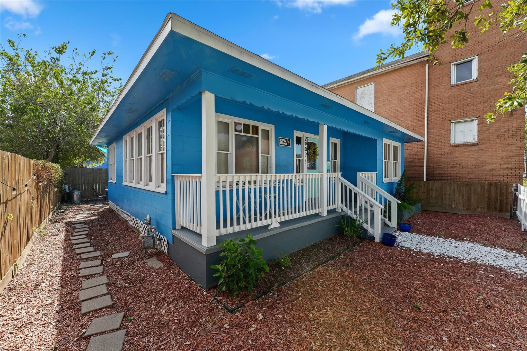 2907 Avenue M 1/2