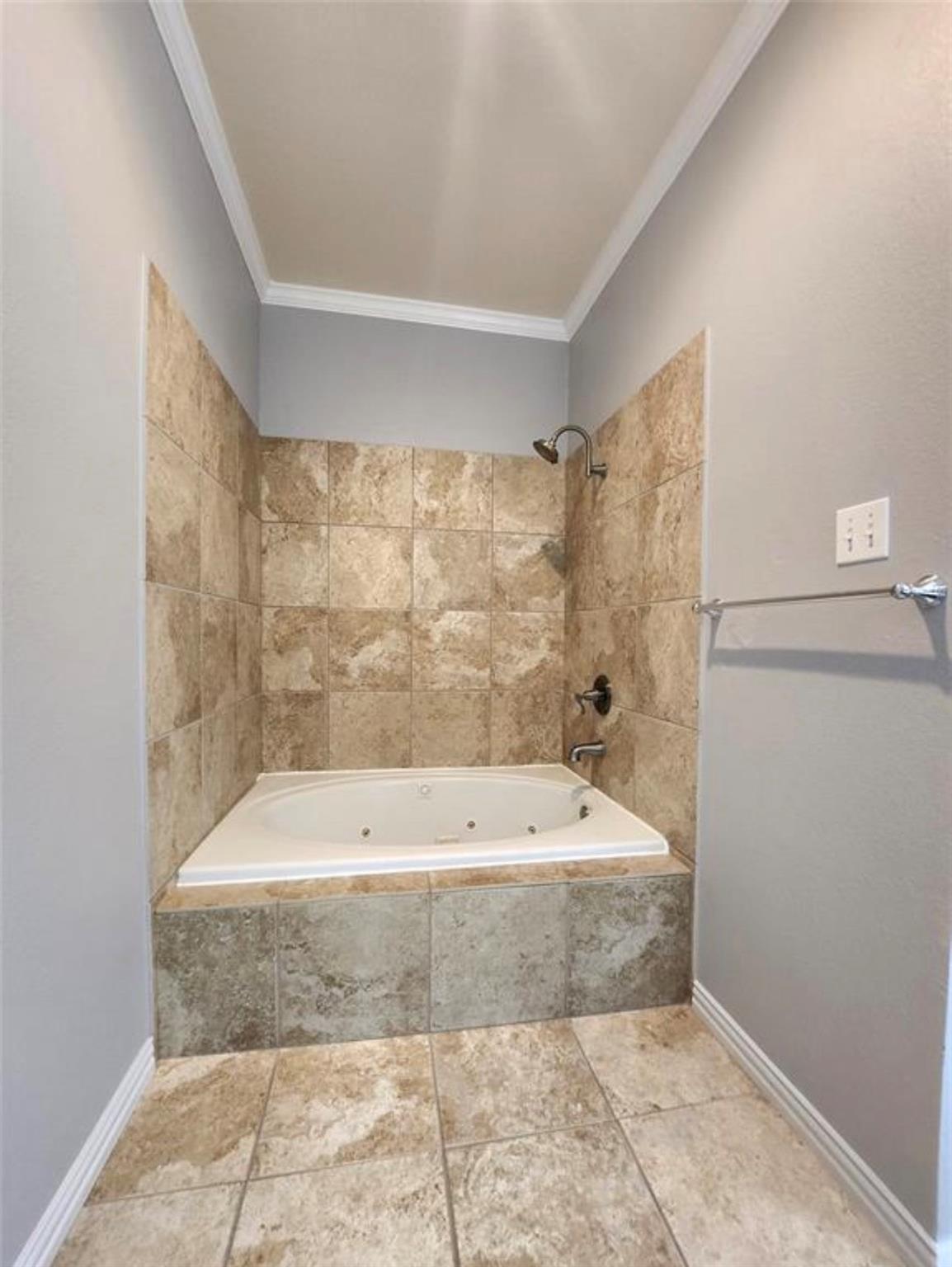 921 Marine Drive # 311