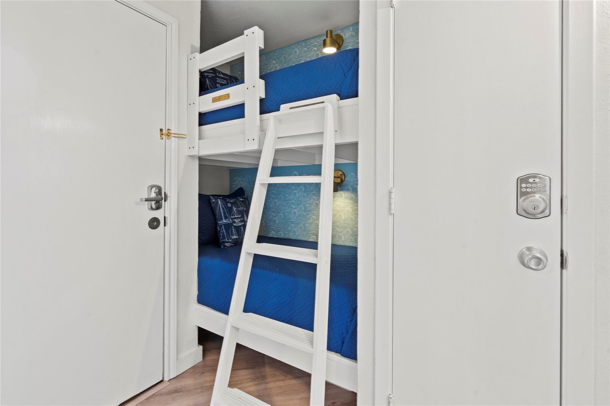 9520 Seawall Boulevard # 315