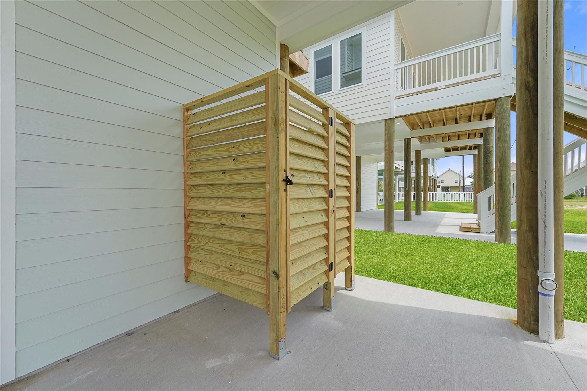 4042 Miramar Court, Galveston