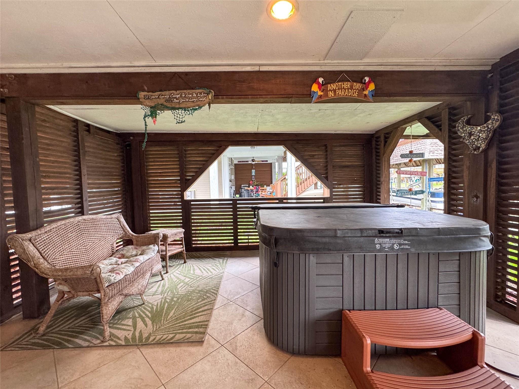 1031 Redfish Street
