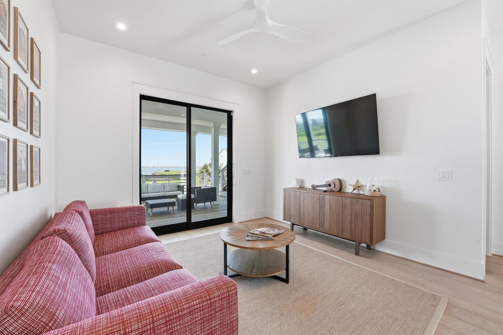 10818 Sweetwater Cove Boulevard