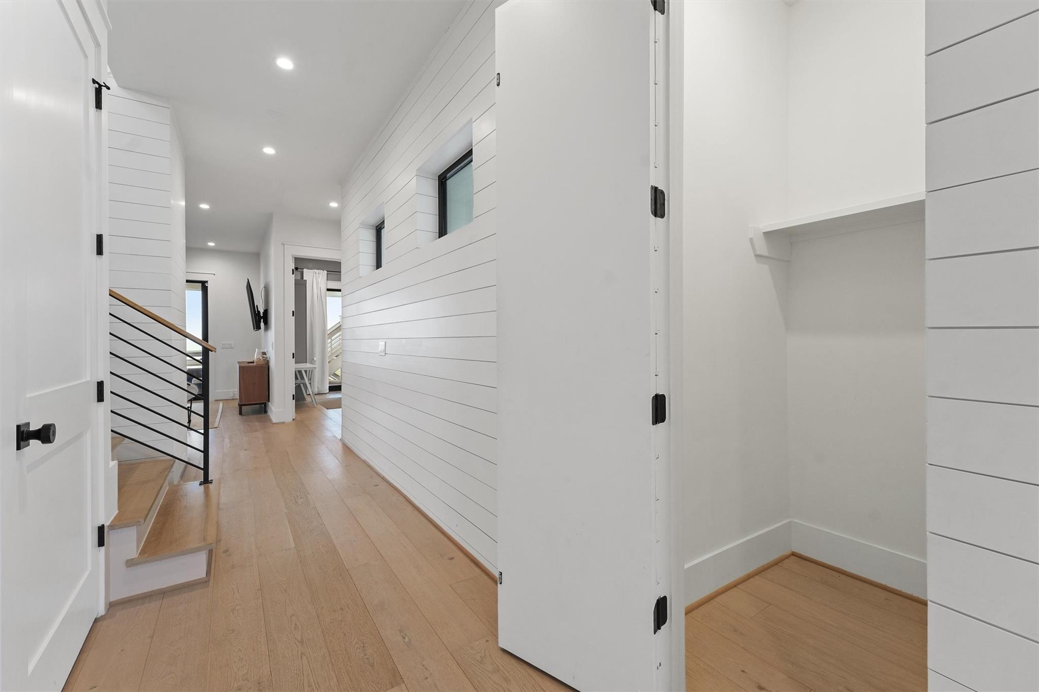 10818 Sweetwater Cove Boulevard