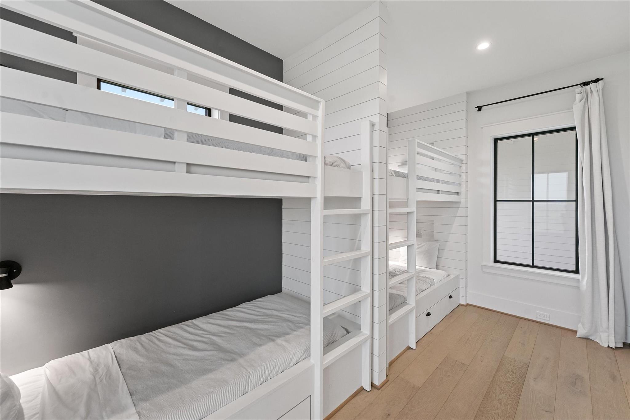 10818 Sweetwater Cove Boulevard