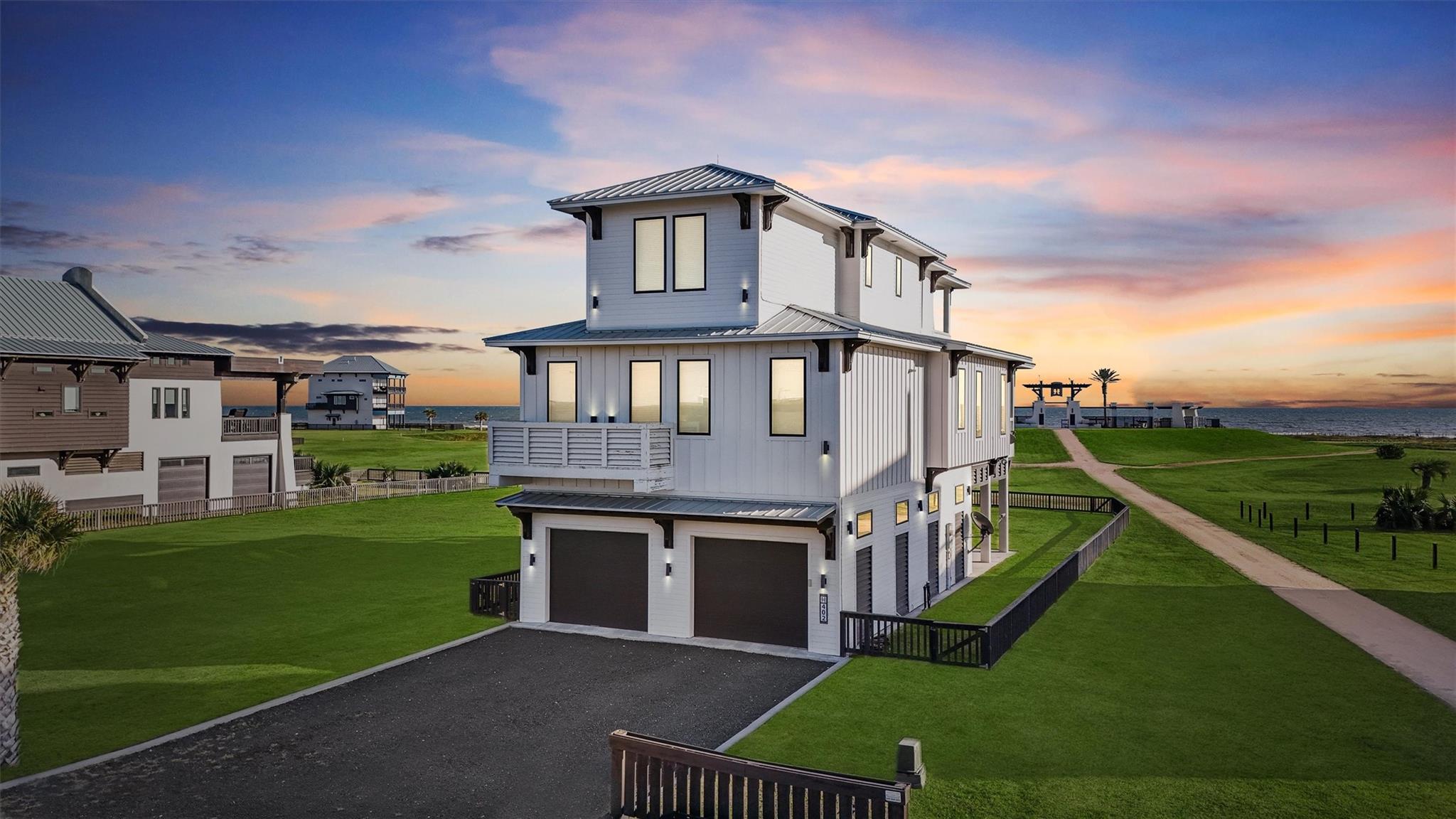 402 Seagrass