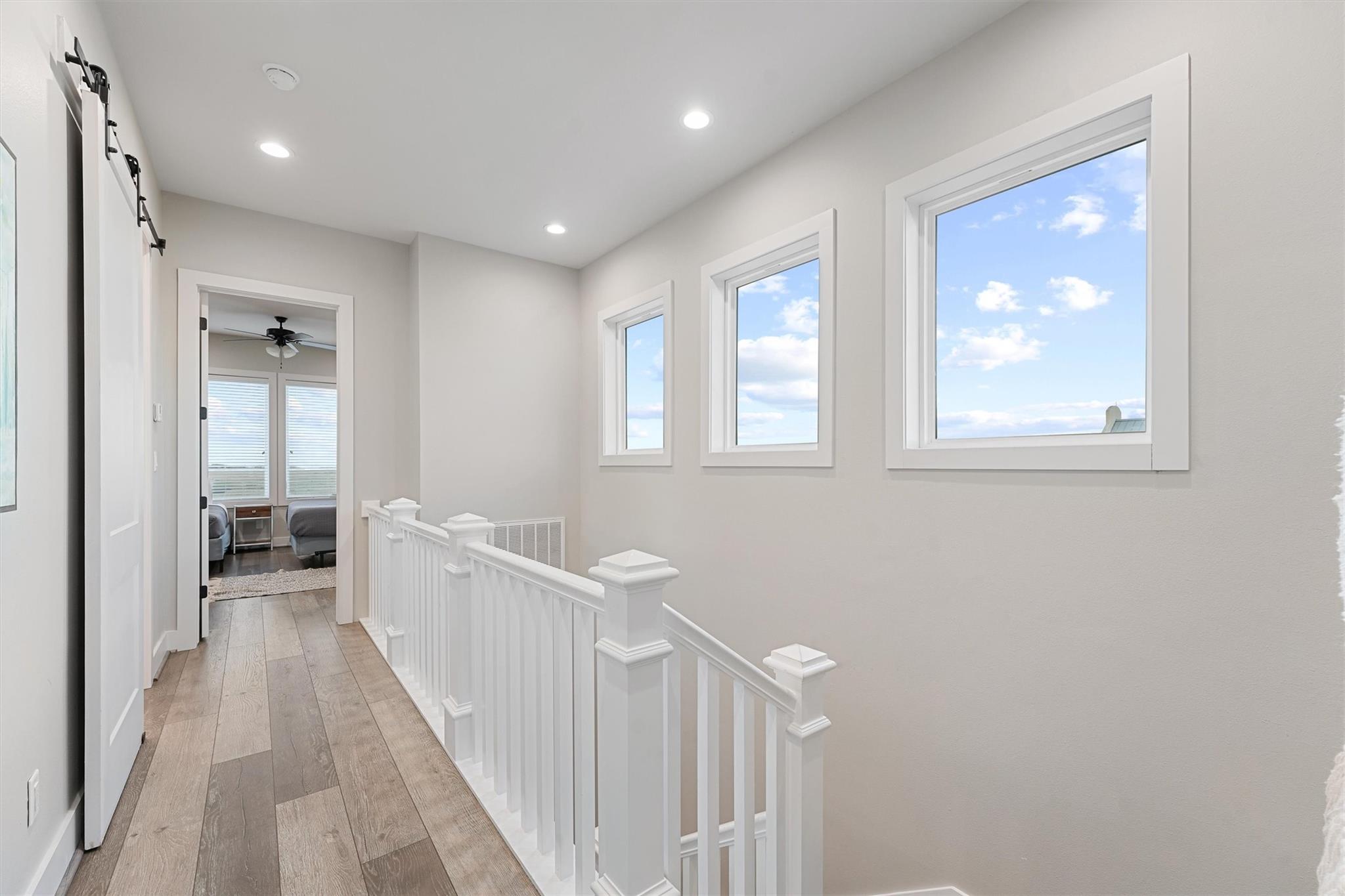 402 Seagrass