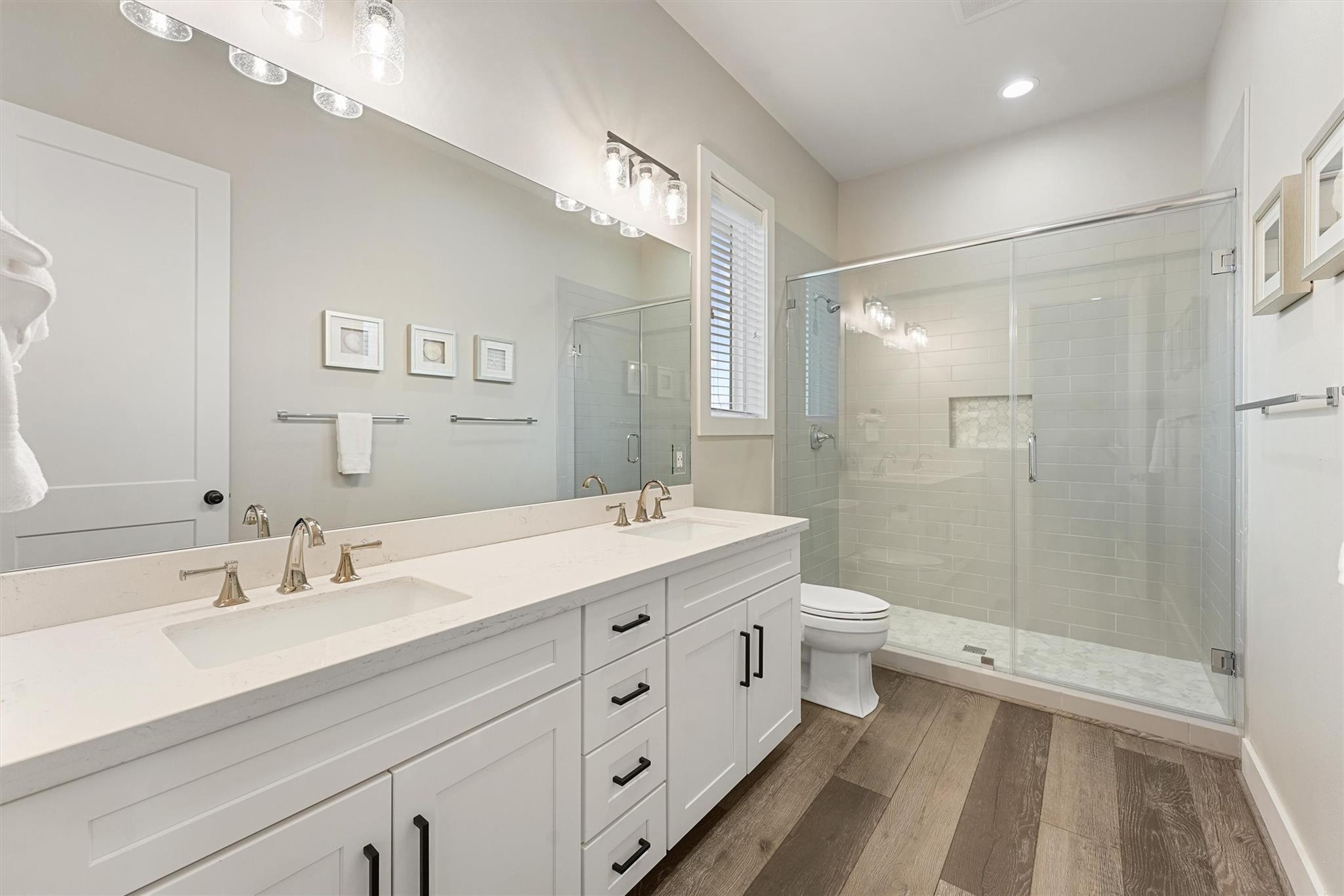 402 Seagrass