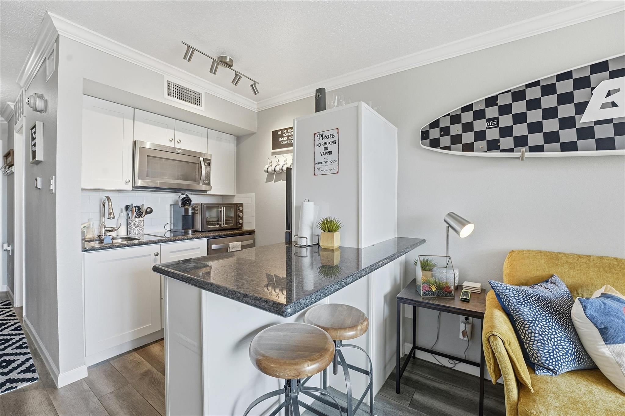 6300 Seawall Boulevard # 3118