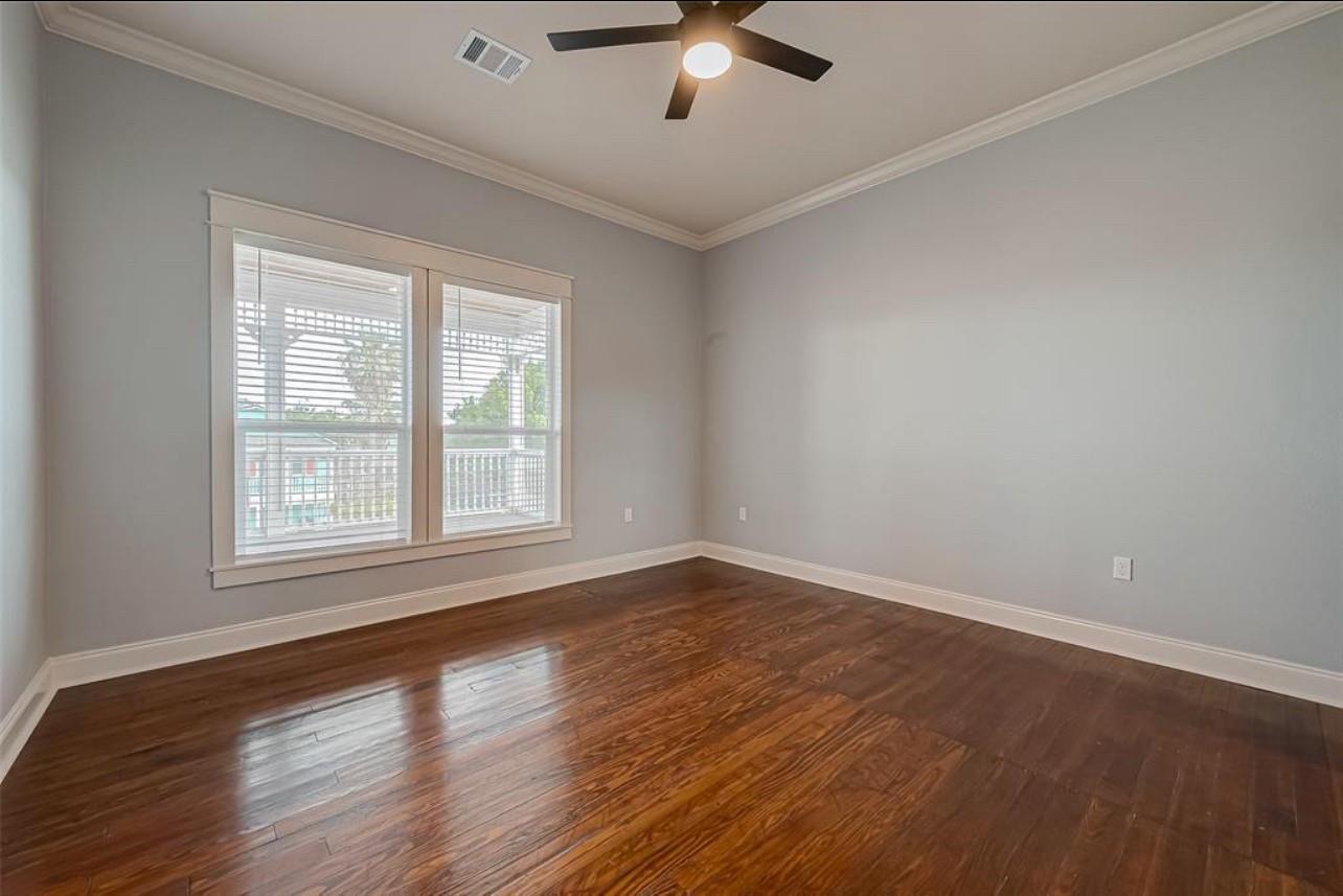 1110 Avenue K # 2