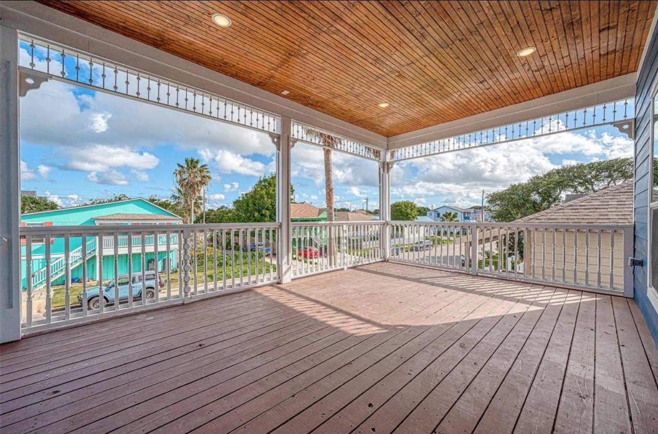 1110 Avenue K # 2