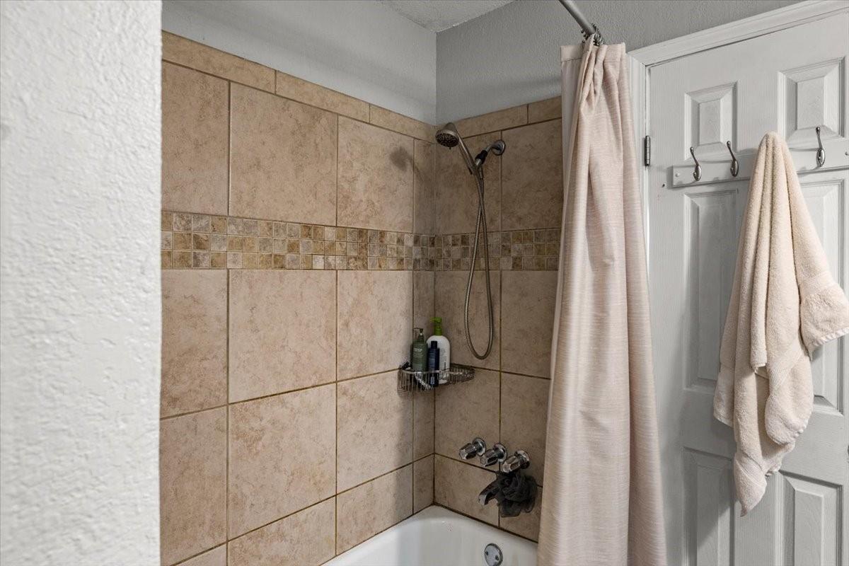 5213 Winding Brook Drive