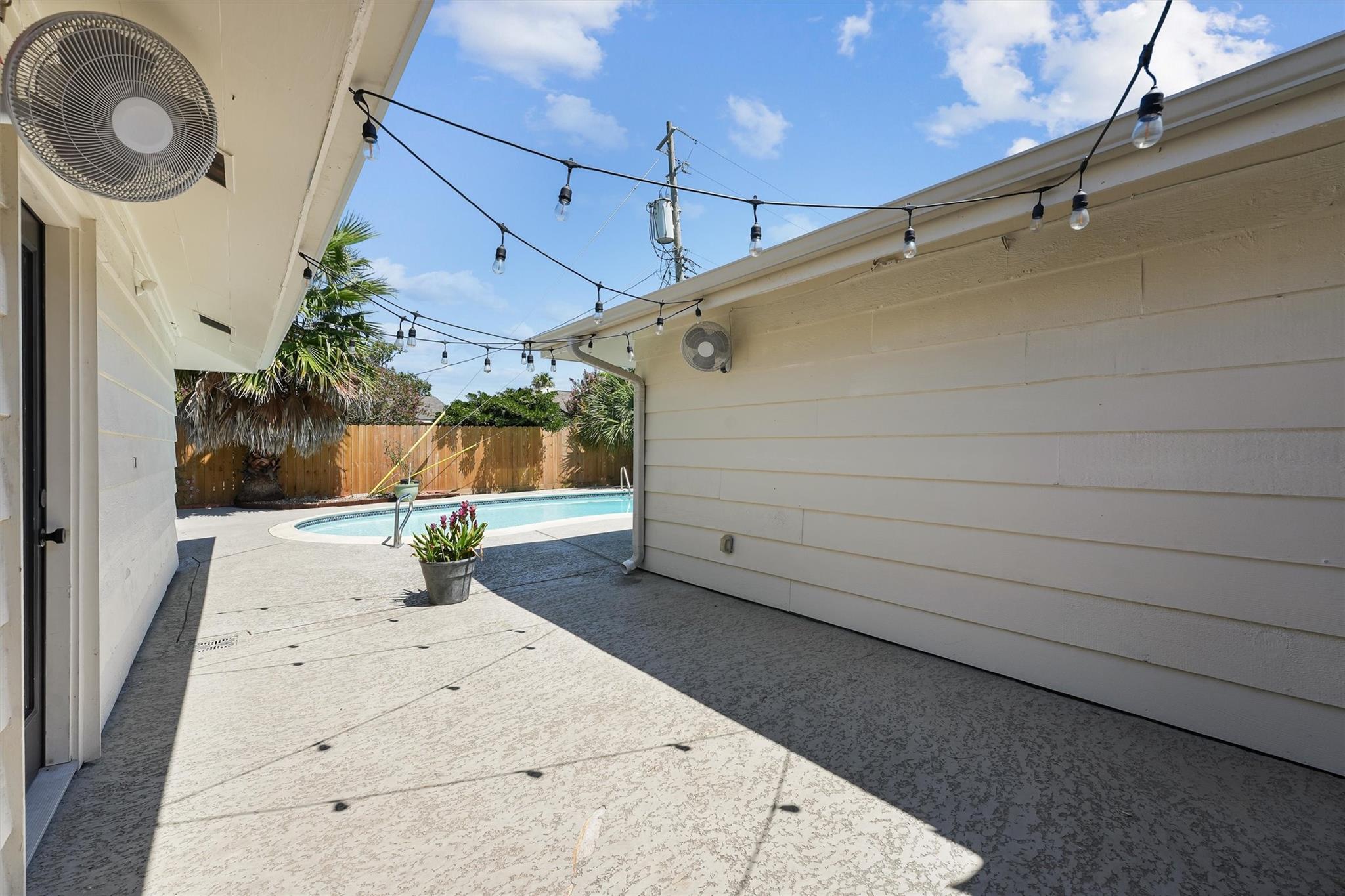 2502 Gerol Circle