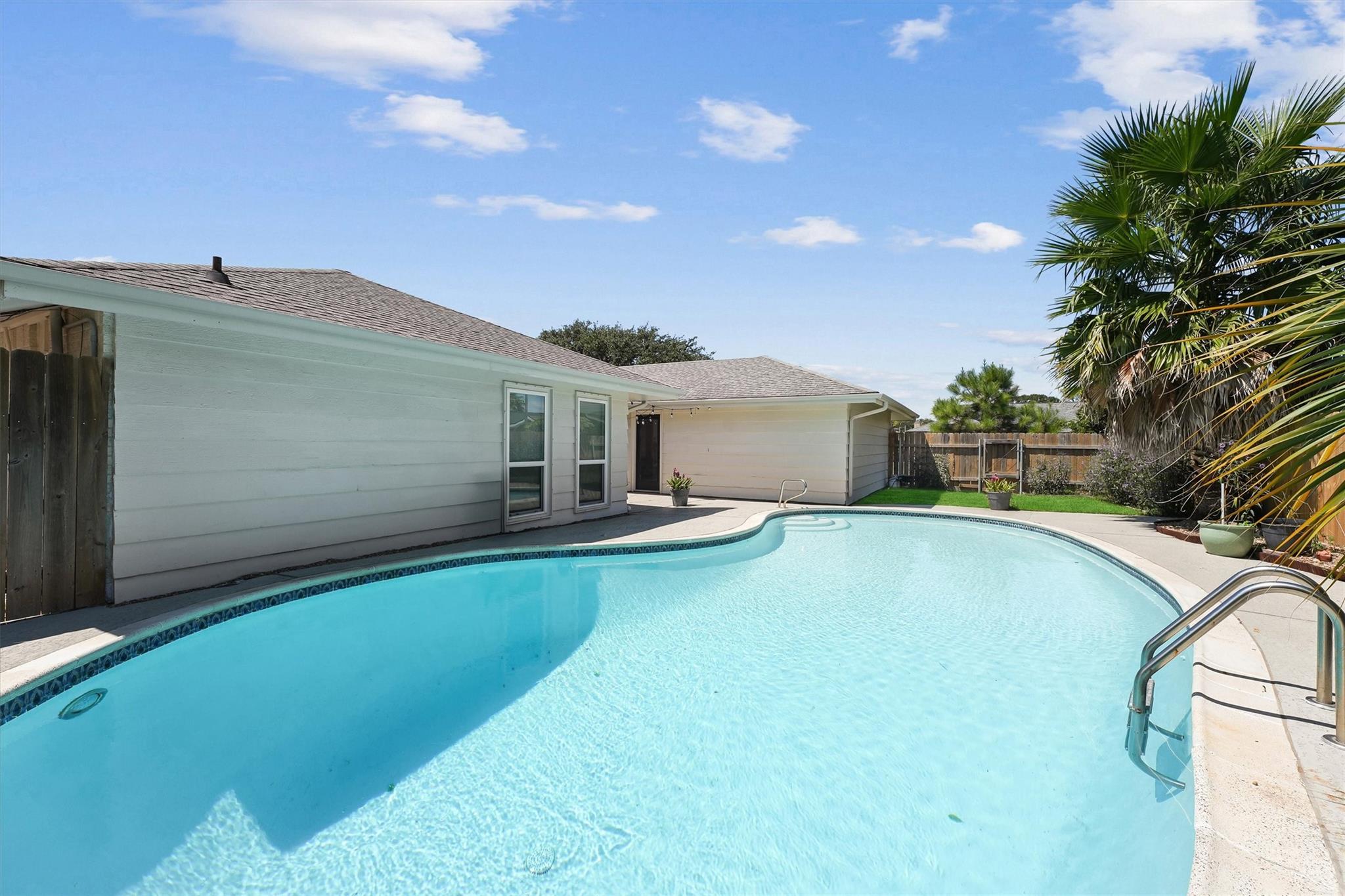 2502 Gerol Circle