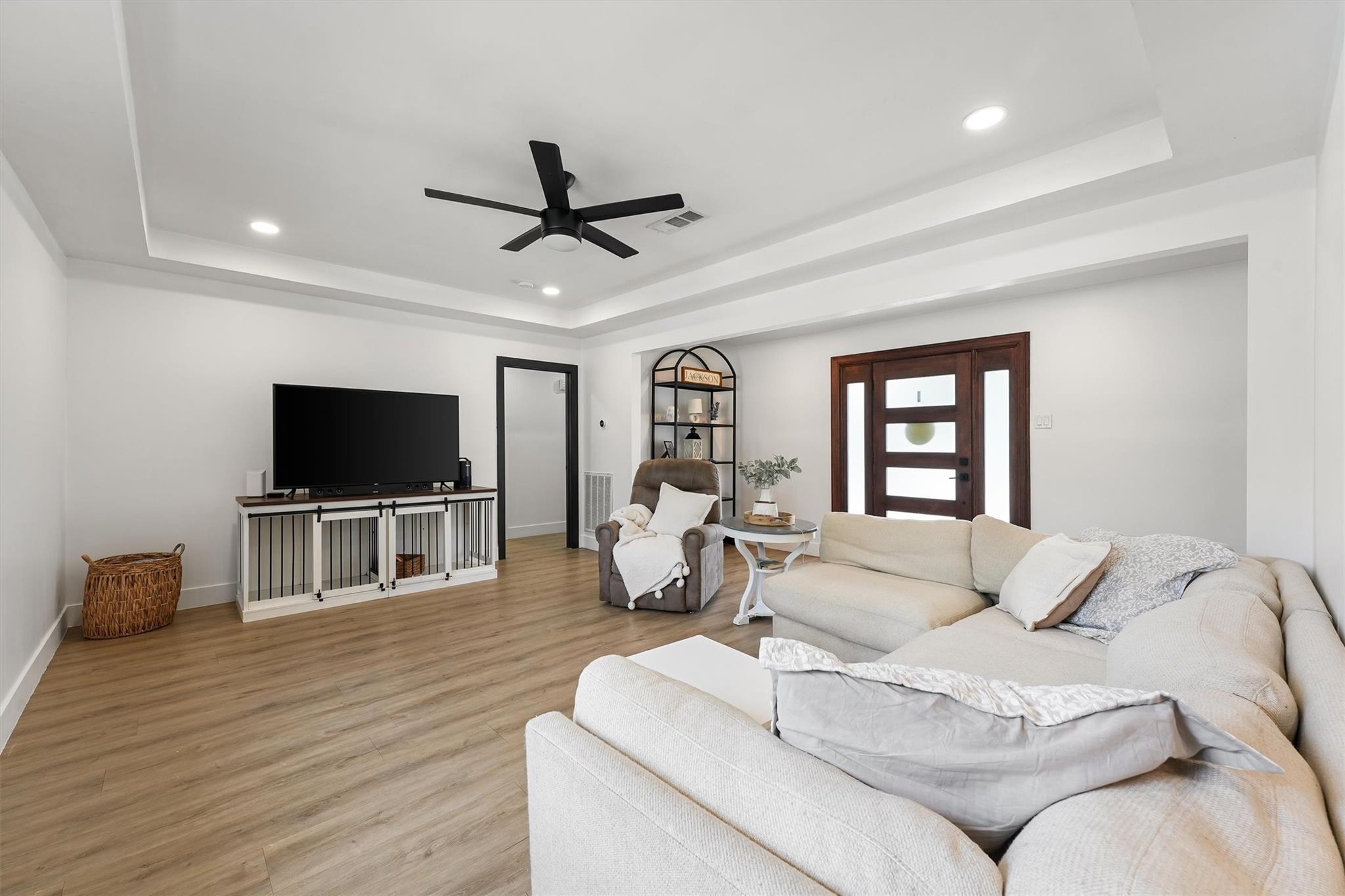 2502 Gerol Circle