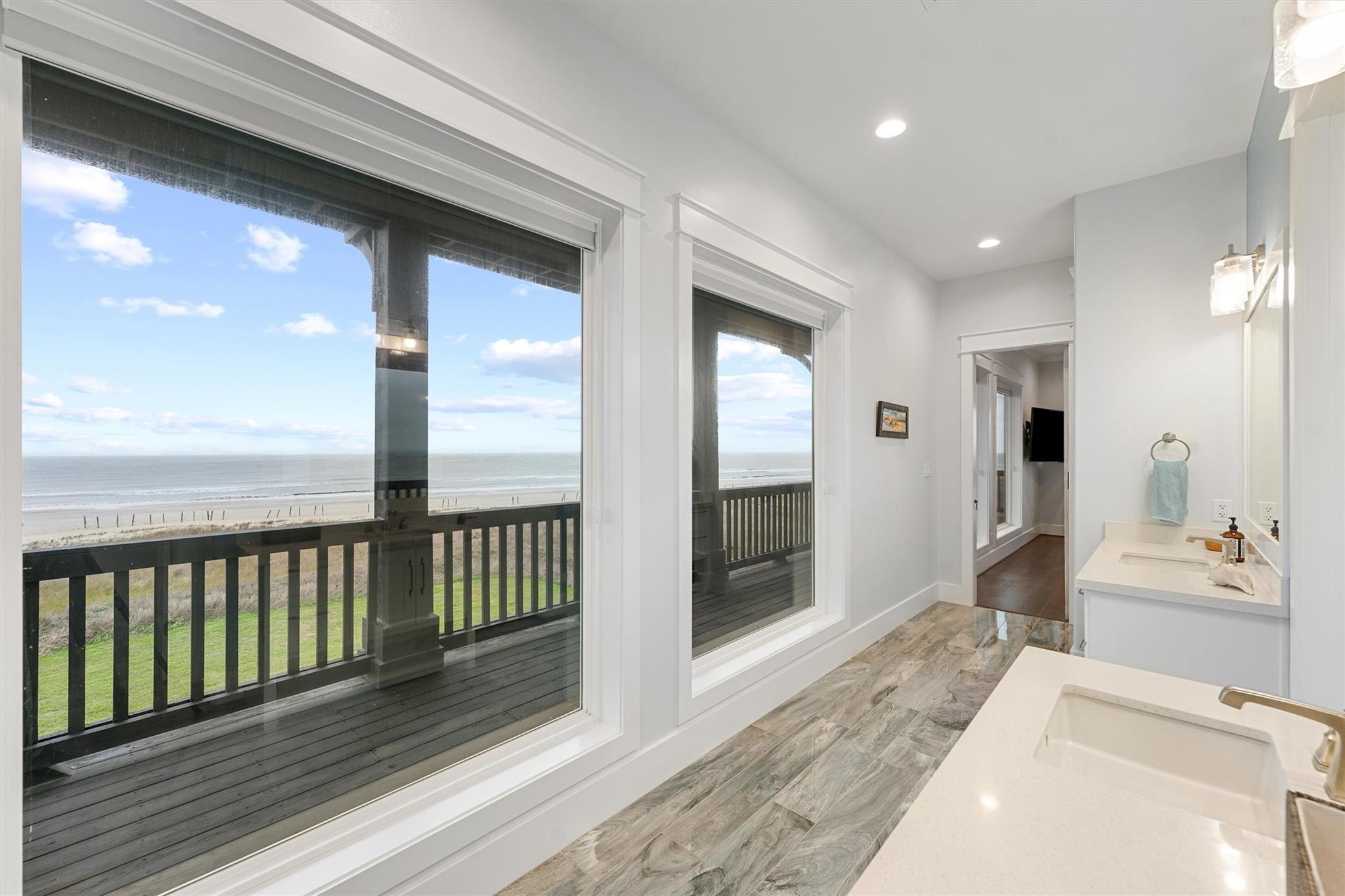 438 Seagrass