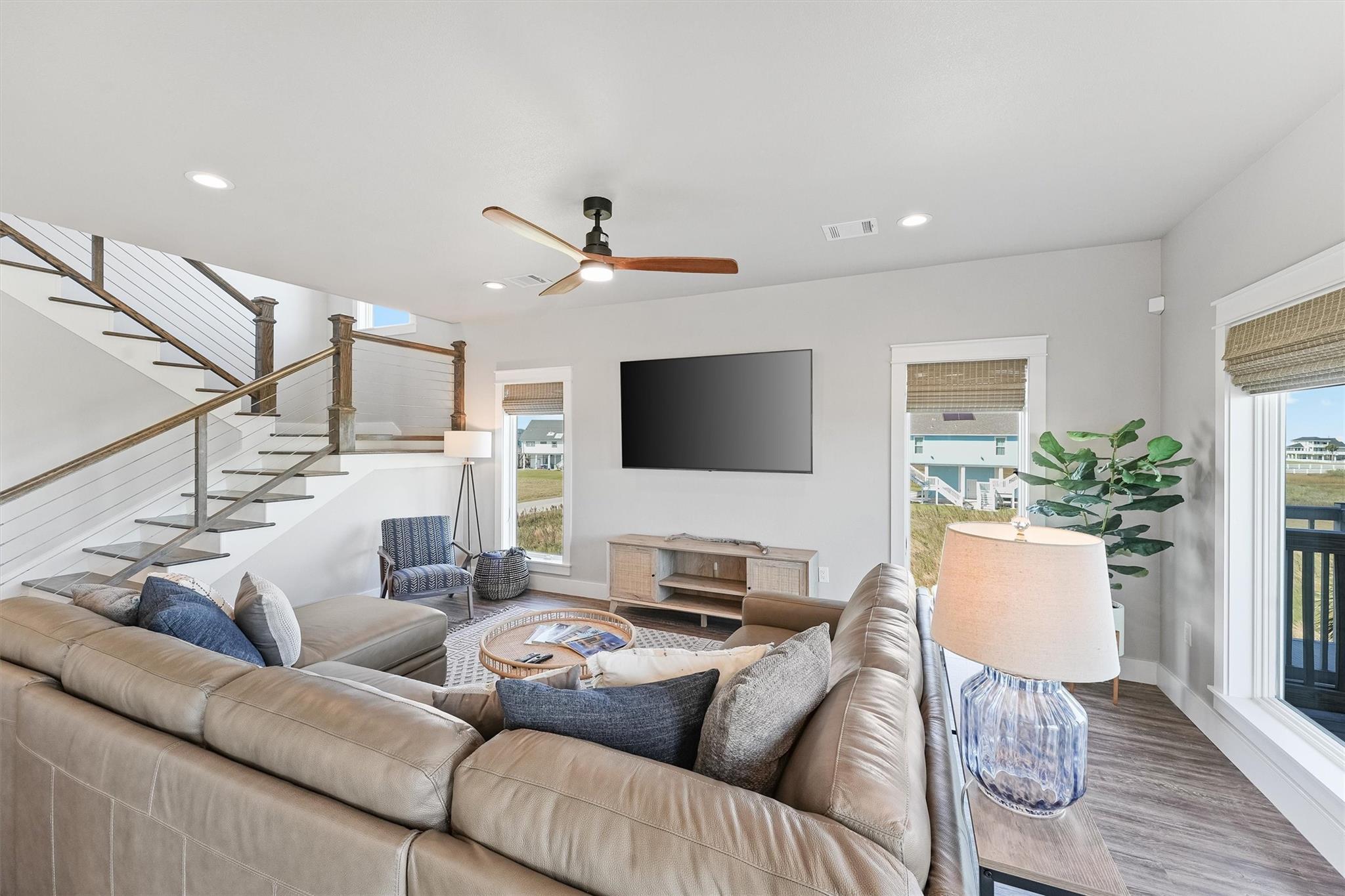 4003 Mitote Drive