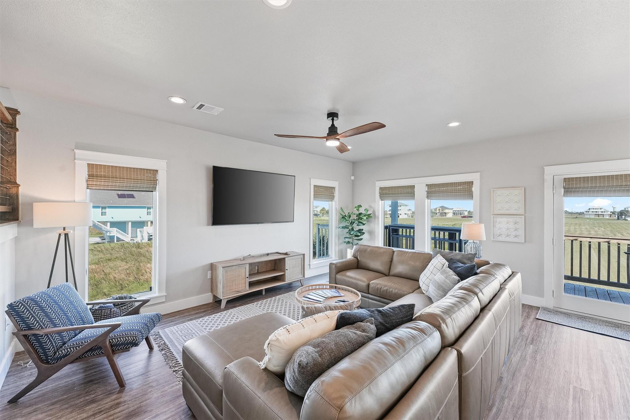 4003 Mitote Drive