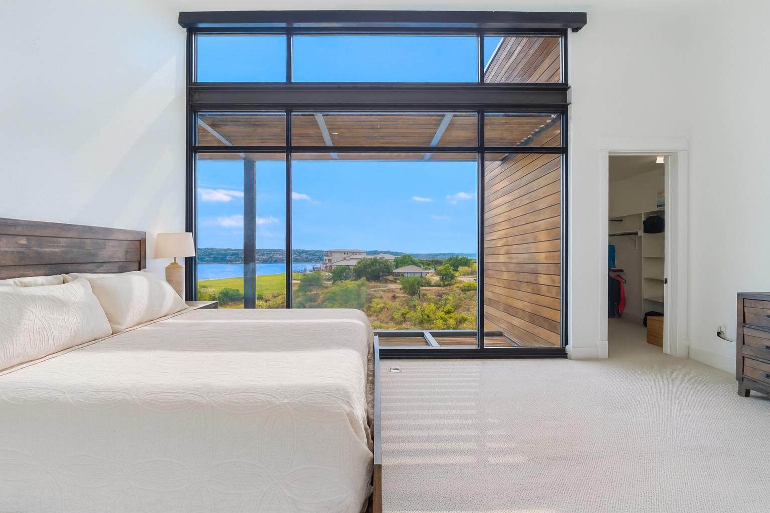 1101 Ivean Pearson RD # E203, Lago Vista Unit: E203