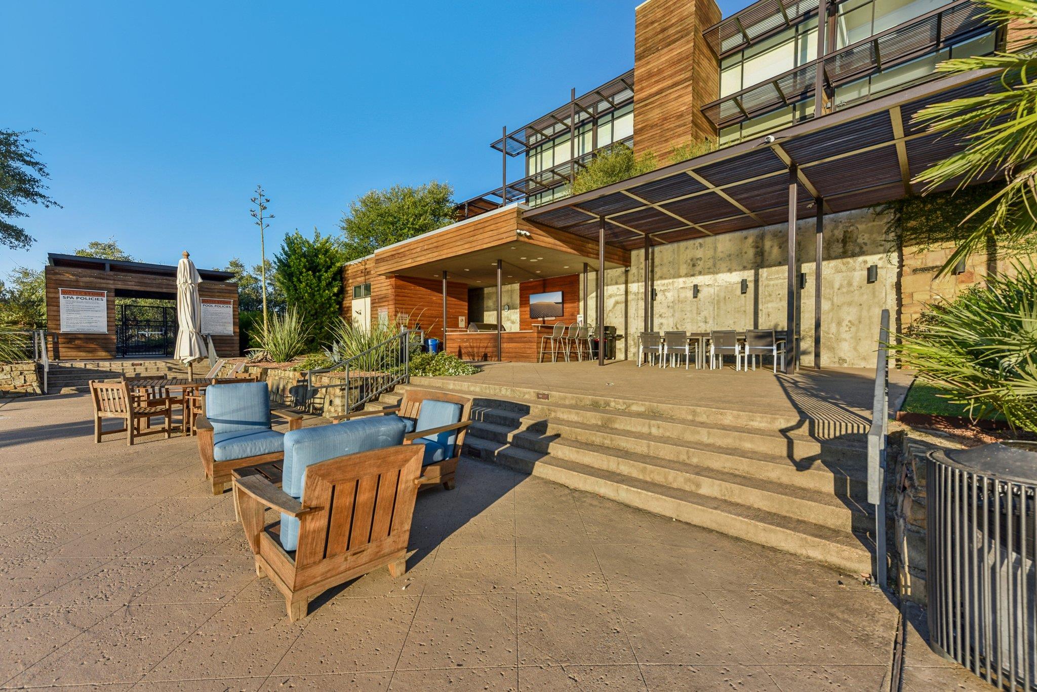 1101 Ivean Pearson RD # E203, Lago Vista Unit: E203