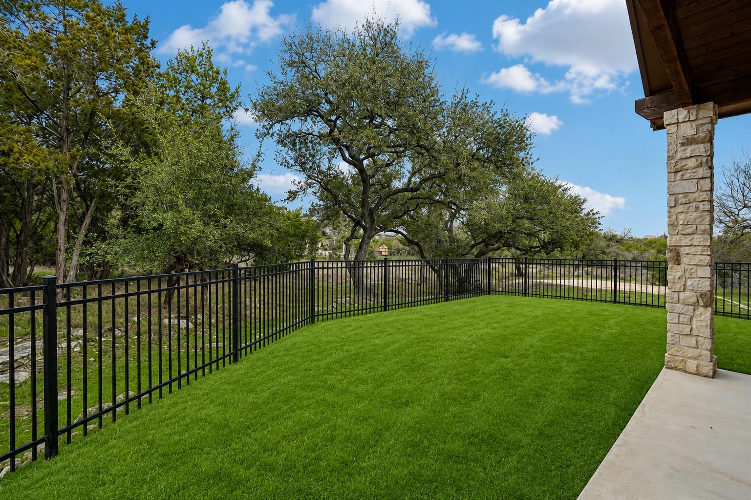 2225 Elm Cedar DR