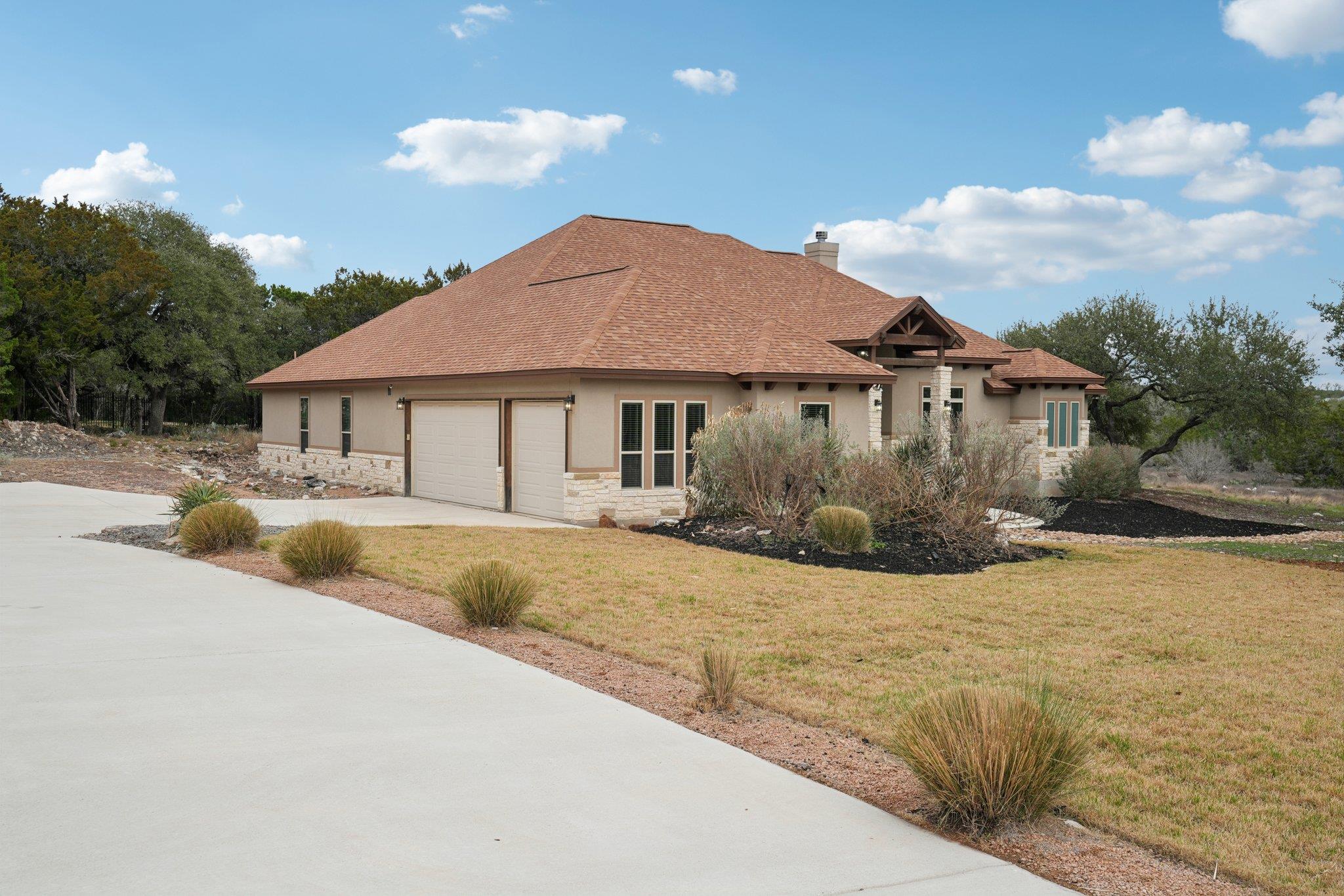 2225 Elm Cedar DR
