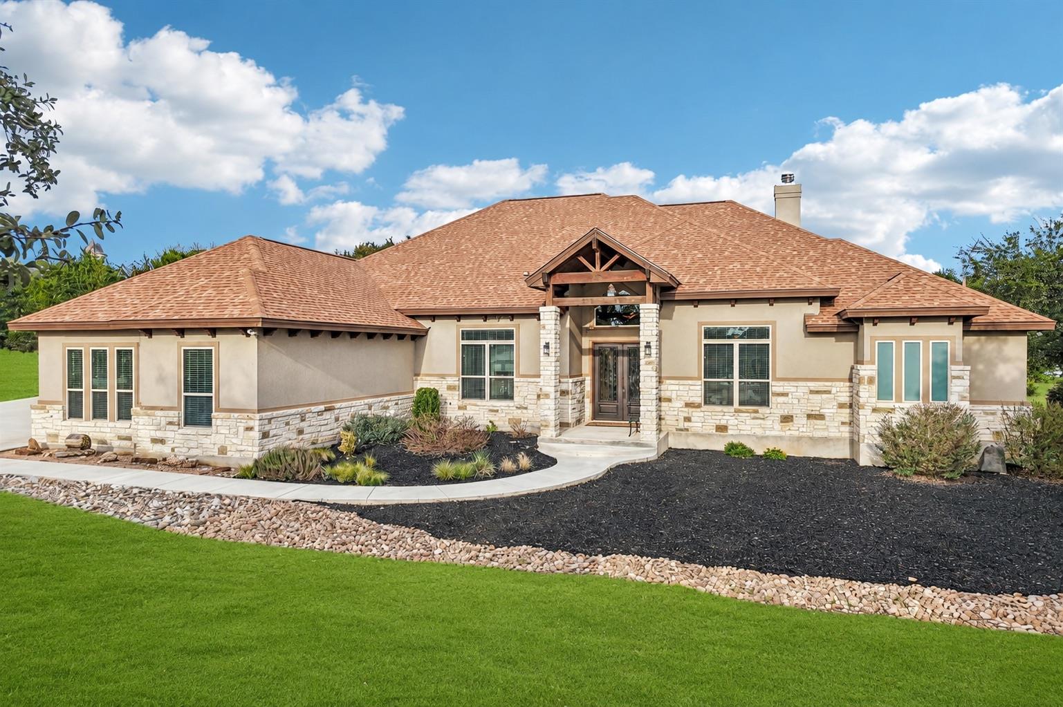 2225 Elm Cedar DR
