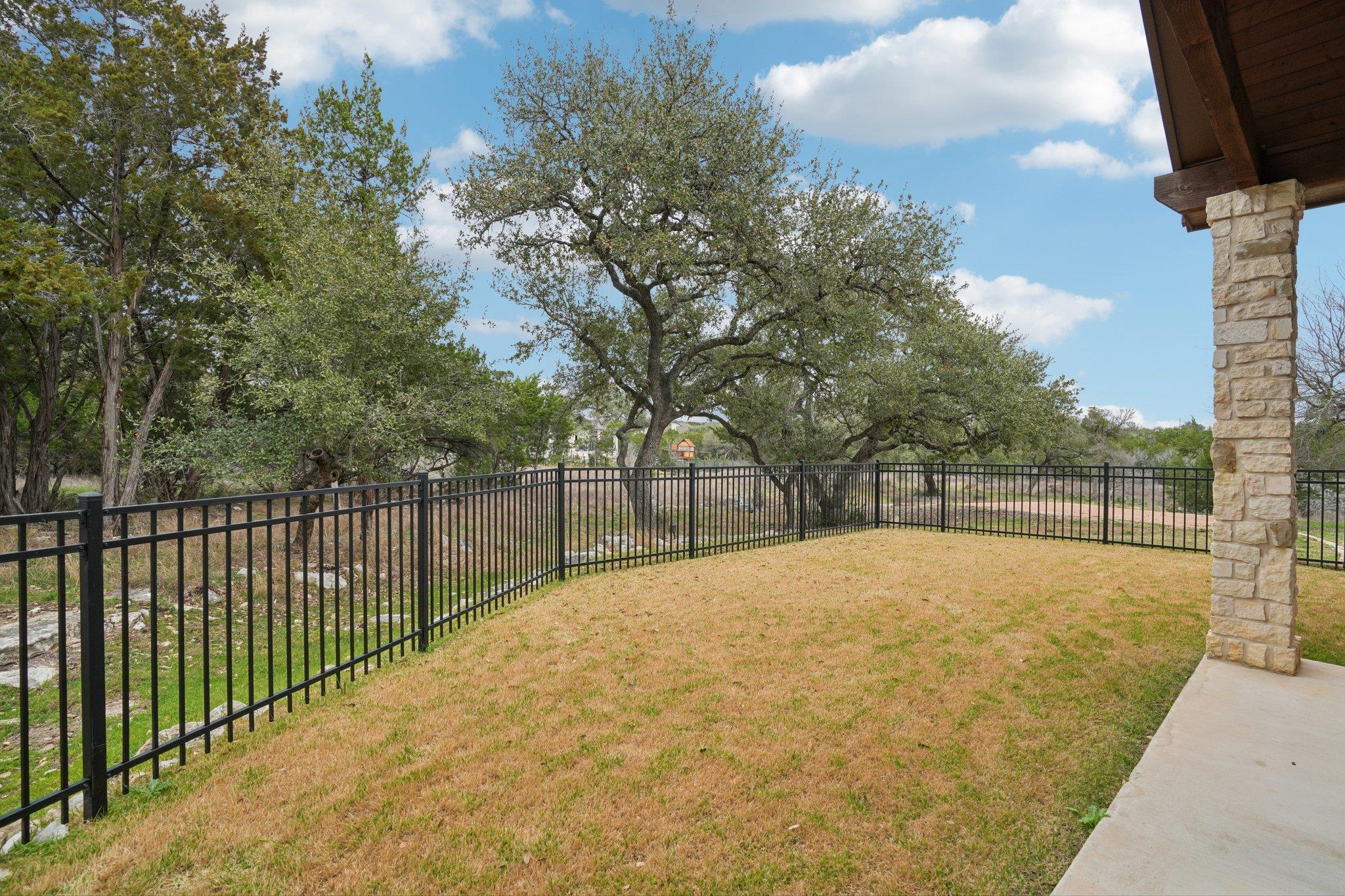 2225 Elm Cedar DR