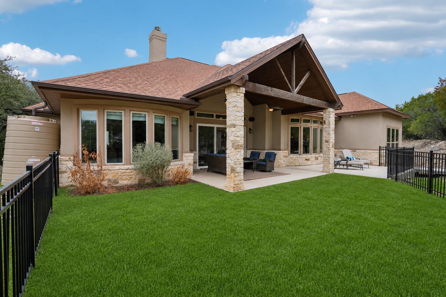 2225 Elm Cedar DR