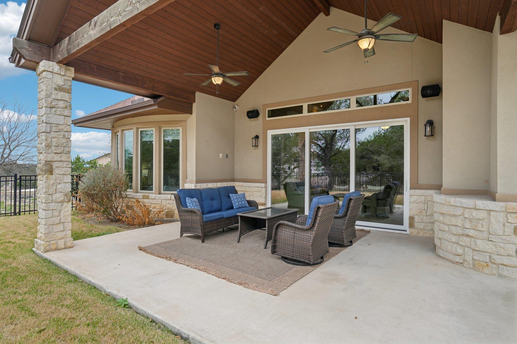 2225 Elm Cedar DR