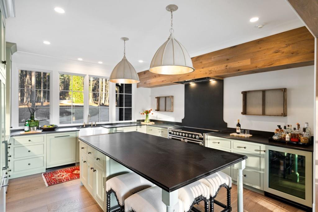 1041 Sword Hilt Road