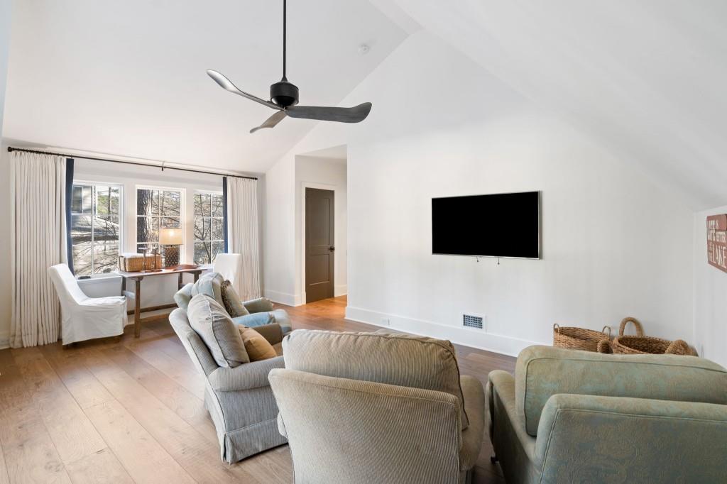 1041 Sword Hilt Road