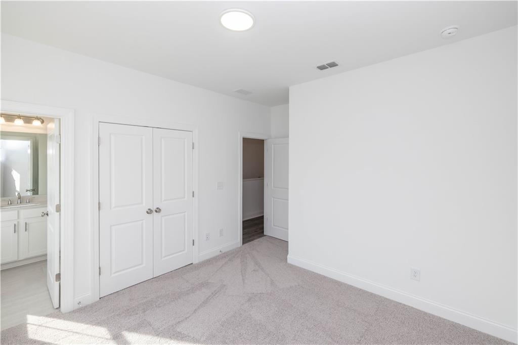 4253 Millcroft Place Unit 198